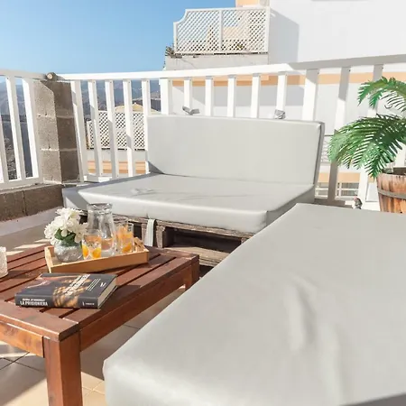 Apartment Amadores Vistas Al Mar Y Piscina Wifi Iii By Lightbooking *